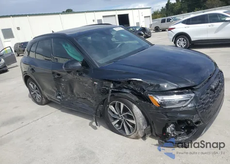 2024 Audi Q5 Premium 45 z USA, uszkodzony, nr VIN WA1GAAFY6R2106625